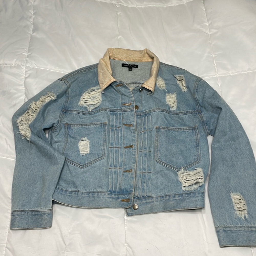 Kendall & Kylie distressed denim jacket in light blue wash
